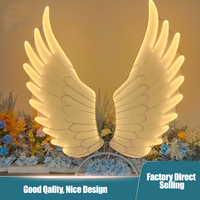 Vente chaude LED Décoration Éclairage Grandes Ailes D'ange Pour La Décoration De Scène De Fête D'événement De Mariage