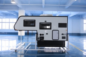 EcoCampor Mini <span class=keywords><strong>Camper</strong></span> di Lusso Confortevole <span class=keywords><strong>4x4</strong></span> per Campeggio e Viaggi, RV Personalizzato per Uso Esterno in Vendita - Product Image 2