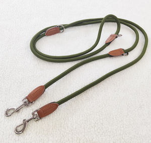 Correa de entrenamiento personalizada para caminar para dos perros con cuerda de nailon reflectante multifunción, patrón sólido, características personalizadas, correa para perros - Product Image 1