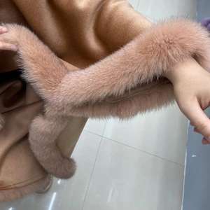 Ponchos aus Echter Wolle und Kaschmir mit Fuchspelzbesatz am Umhang, Fellschal-Wraps für Damen - Product Image 6