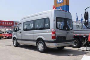 Minibús Diésel Foton Toano 2025 Multifuncional 2.0T Manual de 7 Asientos en Stock a Bajo Precio Autobús de Pasajeros - Product Image 4