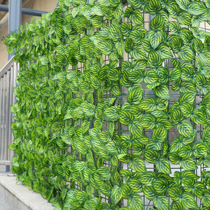 Rotoli di foglie artificiali per la decorazione del recinto del cortile del giardino del <span class=keywords><strong>balcone</strong></span> della parete di casa - Product Image 3