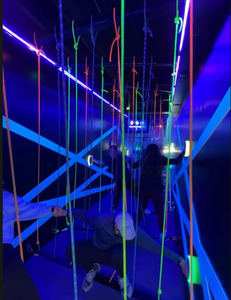 Équipement de <span class=keywords><strong>location</strong></span> pour fêtes : Lumières LED à bouton-poussoir activées pour les jeux interactifs en salle et les jeux d'activités pour les jeunes. - Product Image 1