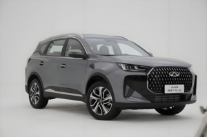 Venta al por mayor China coche nuevo 2025 Chery Tiggo 7 <span class=keywords><strong>Plus</strong></span> caja de cambios Manual Awd cuero R18 Euro Vi estándar de emisión - Product Image 3