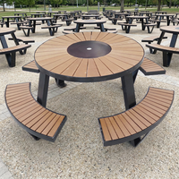 Ensemble de tables d'extérieur modernes en acier galvanisé et en bois WPC avec banc, table de pique-nique pour l'école, l'hôtel et le parc