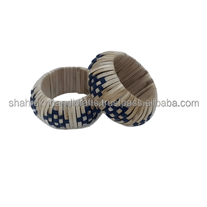 Anneaux de serviette en bois massif de qualité supérieure pour une décoration de table élégante et une présentation raffinée, disponibles directement en usine - Product Image 4