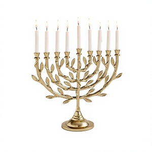 Ménorah/Hanukiah traditionnelle juive en aluminium – Support de bougies de Hanouka de haute qualité, durable et portable pour la décoration intérieure et les mariages - Product Image 1