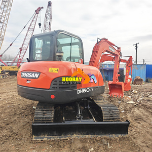 Mini-excavatrice DOOSAN DH60-7 d'occasion, modèle 2020, avec moteur et pompe Doosan, performances stables, capacité de 6 tonnes, prix bas - Product Image 1