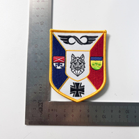 Badges scolaires brodés personnalisés de haute qualité avec fixation auto-agrippante, thermocollants ou à coudre pour cardigan, uniforme ou poitrine
