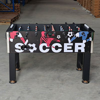 Table de Baby-Foot Professionnelle de 55 Pouces, Robuste avec Tiges en Fer et Porte-Gobelets, Table de Jeu de Football d'Intérieur pour la Famille, Modèle TS-5561