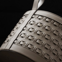 Panier de rangement en cuir tressé à la main de luxe léger avec poignée pour salon et courses