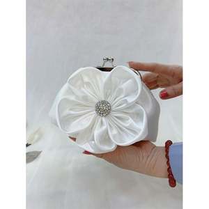 Вечерние сумочки-клатчи 2025 года с жемчужной вышивкой и цветочным узором, роскошные женские сумки для свадьбы в китайском стиле, блестящие - Product Image 4