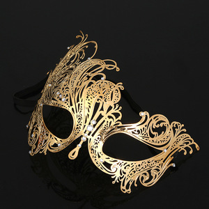 Masques en métal doré et noir vénitien pour femmes et hommes pour Halloween, accessoire léger pour bal masqué - Product Image 5