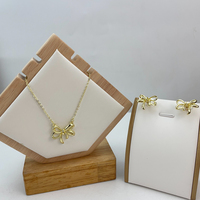 Ensemble de bijoux en émail couleur macaron avec nœud entrelacé, collier et boucles d'oreilles pour femmes, accessoire rétro doux KY25140