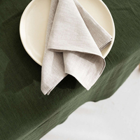 Nappe en lin lavé à la pierre, blanche et verte, de haute qualité, personnalisée ou standard, à prix avantageux, pour une ambiance chaleureuse et tendance