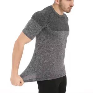 T-shirt Slim Fit pour Homme en Coton, Décolleté tombant, Muscle Tee, Vêtement de Sport, Logo Personnalisé de Qualité, T-shirt Uni pour Homme - Product Image 1