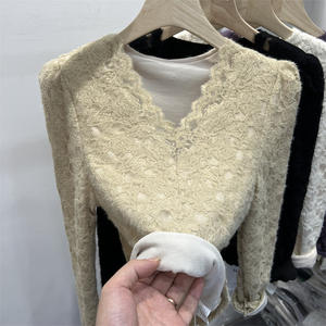 Camiseta de Malla Ajustada para Mujer, Otoño-Invierno, Forro de Piel Sintética, Capa Base de Franela con Cuello en V de Encaje, Mangas Abullonadas, Capa Interior Gruesa - Product Image 2