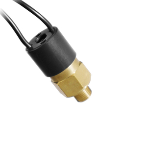 Ceramic Refrigeration Pressure Transmitter IP67 4-20mA 0.5-4.5V 7/16-20UNF Thread HVAC Compressor Pressure Sensor - Product Image 2