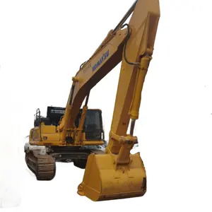 حفار كبير بمسارات Komatsu PC450-8 مستعمل من المتجر بسعة 45 طن بسعر خاص