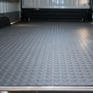 Rouleau de revêtement de sol en PVC à motif de pièces de monnaie, tapis en caoutchouc robuste <span class=keywords><strong>antidérapant</strong></span> à surface en relief pour garage, atelier, <span class=keywords><strong>remorque</strong></span>, abri de voiture, universel - Product Image 6