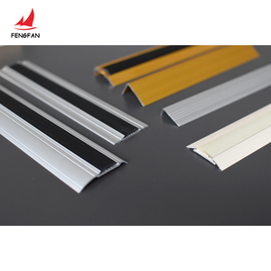 Giá tốt nhất phong cách hiện đại chống trượt nhôm cầu thang nosing nội thất bước viền và bao gồm - Product Image 1