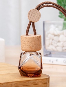 Diffuseur <span class=keywords><strong>d</strong></span>'huiles essentielles pour voiture en verre de 8 ml, à suspendre, avec bouchons ronds estampés à chaud et diffuseur à bâtonnets - Product Image 5