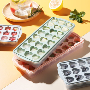 Gran oferta hogar DIY silicona cubo de hielo casero con tapa 24 rejilla gránulos de hielo molde de fondo suave garra de gato modelo de hielo en forma de corazón - Product Image 1