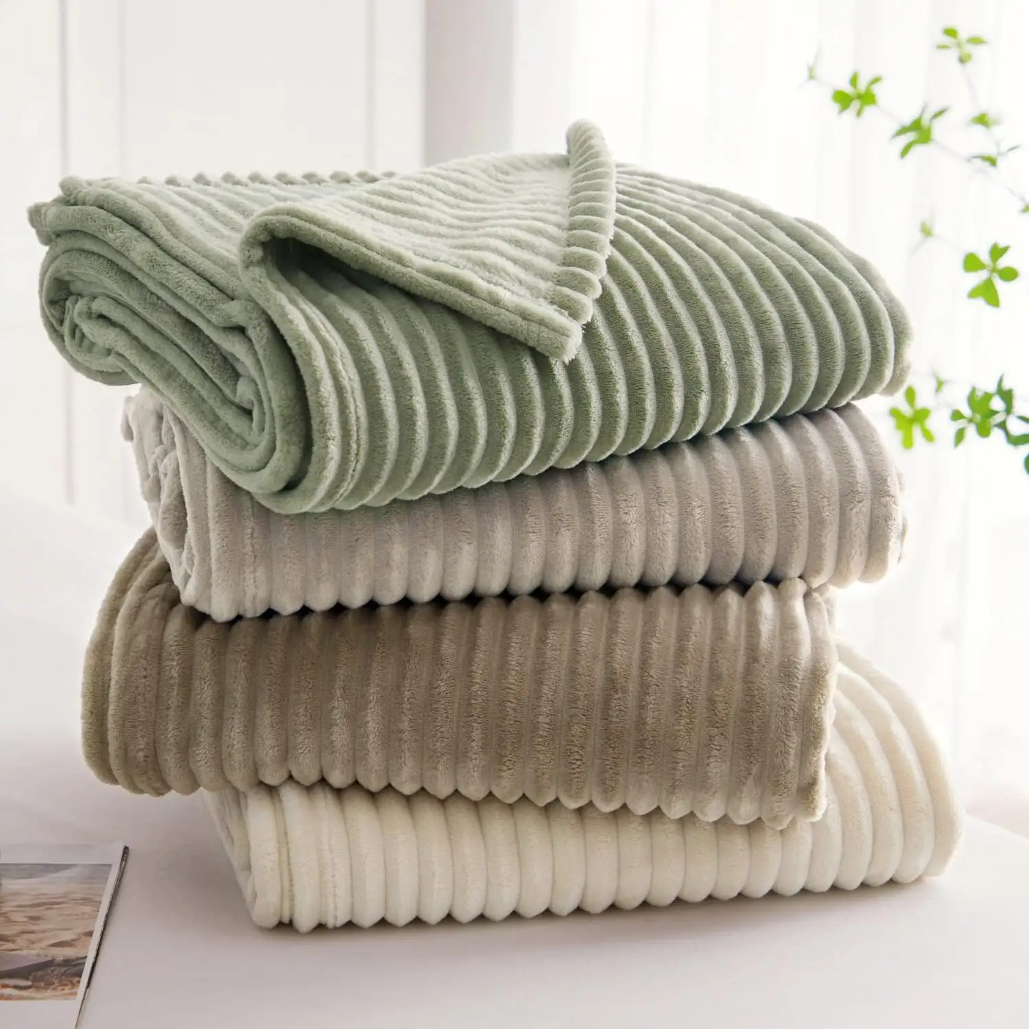 Eco-friendly soft warm plain 3D Striped pattern jacquard weave 100% Polyester knit Waffle Flannel Throw Blanket for Sofa Bed