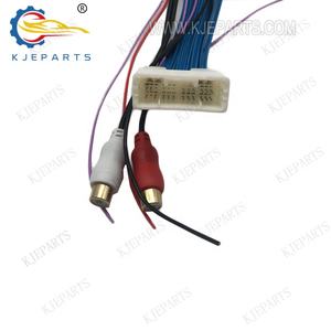 28-poliger Stecker auf 30-polige Buchse Kompletter Kabelbaum mit 2-Cinch-Adapter für Toyota Car - Product Image 5