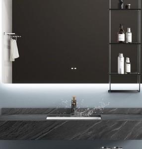 ตู้ห้องน้ำดีไซน์ทันสมัยและมินิมอล พร้อมท็อปเคาน์เตอร์หินอ่อนสีเทา อ่างล้างหน้าสีขาว และตู้กระจกอัจฉริยะ - Product Image 2