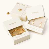 Boîte à bijoux rigide haut de gamme de luxe personnalisée avec logo en feuille d'or pour boucles d'oreilles, bagues, colliers et bracelets