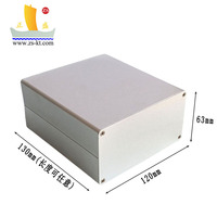 Boîtier de contrôle en alliage d'aluminium anodisé 6063, mini-boîtier PC, boîtiers d'instruments électroniques IP54, corps divisé, fourni par l'usine
