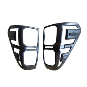 Cubierta de Luz Trasera de Plástico ABS en Oferta, Accesorios para Automóviles, Cubierta de Luz Trasera Negra para TOYOTA - Product Image 1