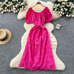 เดรสไหล่เดียวแขนพองสำหรับผู้หญิงในฤดูร้อนมีสายรัดเอวตะขอและดอกไม้แบบกลวง - Product Image 3