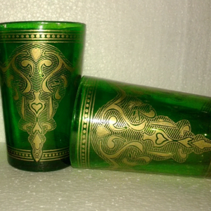 Juego de 6 vasos de té marroquí de color verde en paquete de regalo - Product Image 1