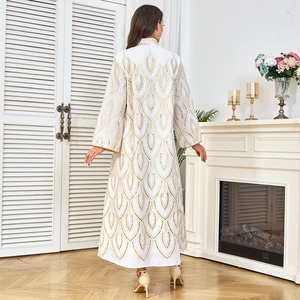 Nuovo Abito Lungo da Donna Mediorientale, Veste Araba alla Moda con Dettagli in Perle, Gonna Lunga - Product Image 4