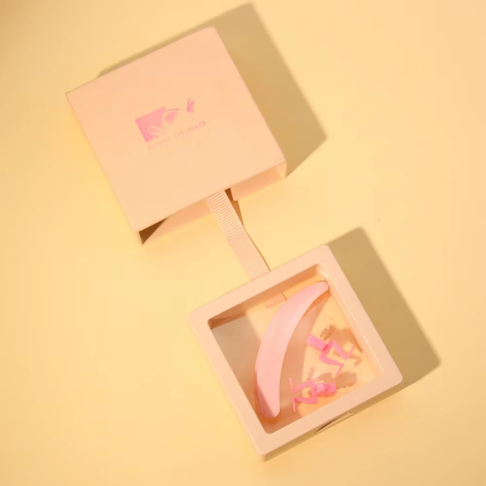 ที่แยกขนตาปลอม