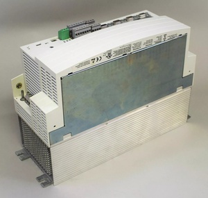 Convertidor de Frecuencia de Control de la Serie EVS9321/9322/9323/9324/9325/9326-ES/EP, Nuevo y Original, 480V 5.5KW - Product Image 4