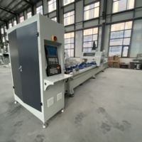 Centre d'usinage CNC 3 axes OUWO avec fraiseuse, perceuse et chanfreineuse, avec ATC 6 positions et broche haute vitesse pour profilés en aluminium