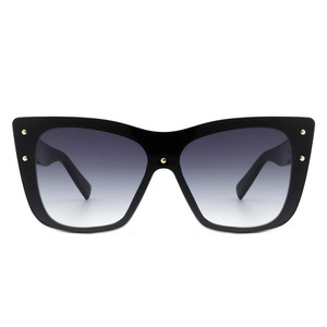 Windborn - Gafas de sol de moda con forma de ojo de gato y lentes cuadradas retro para mujer - Product Image 2