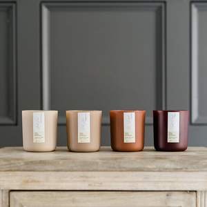 Velas Aromáticas de Lujo Hechas a Mano con Cera de Soja Orgánica en Frasco de Vidrio para el Día del Padre y Diwali - Product Image 1