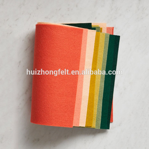 Tissu en <span class=keywords><strong>feutre</strong></span> Challie écologique imperméable à motif croisé, 100 % polyester, avec motif teint pour la décoration intérieure - Product Image 4