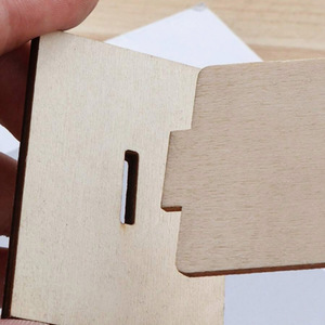 Nueva cruz de madera minimalista con diseño de resurrección, tallado hueco, artículo de decoración para el hogar digno de Instagram. - Product Image 4