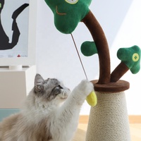 Conception originale : Griffoir pour chat, structure d'escalade pour chat en herbe verte, jouet durable pour chat sur pied