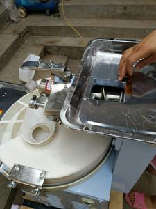 Divisor de masa de tamaño pequeño, máquina de laminación Manual de <span class=keywords><strong>Pizza</strong></span> comercial para el hogar, gran oferta, OEM - Product Image 5