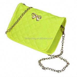Bolso de fiesta con lazo y cadena para mujer, estilo casual, de fábrica BSCI, bolso cruzado BSCI. - Product Image 5