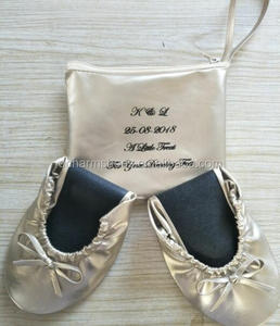 Gran promoción, regalos de fiesta de Navidad, zapatos personalizados azul marino para mujer, zapatos plegables con bolsa - Product Image 5