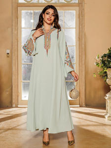 Abito Artigianale in Fibra di Poliestere a Maniche Lunghe, Traspirante e Semplice, Adatto per Donne Musulmane che Indossano Hijab - Product Image 5