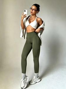 Leggings Yoga a Vita Alta con Tasche, Lunghezza alla Caviglia, Verde Tinta Unita, Senza Cuciture, Elasticizzati in Quattro Direzioni, Asciugatura Rapida, per Palestra e Fitness Estivo - Product Image 2