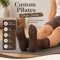 Chaussettes de yoga et de Pilates personnalisées de qualité supérieure, couleur marron, antidérapantes avec points de grip, logo tricoté, pour femmes